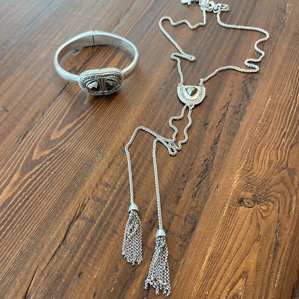 Lucky Brand Lariat necklace & matching cuff bracelet SET- LIKE NEW!!